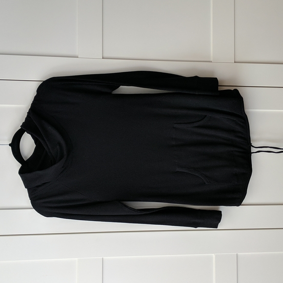 ❄️ 3/$25 Black Waffle Knit Cowl Neck Maternity Tunic Top